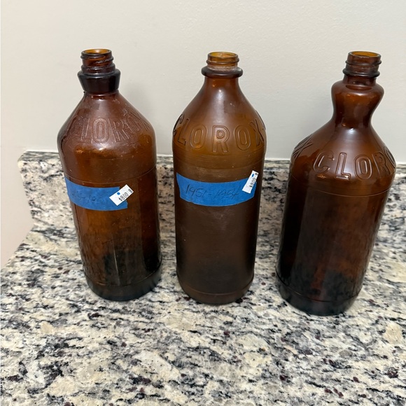 Set of 3 Vintage Clorox Amber Brown Embossed Quart Bottles - Picture 1 of 7